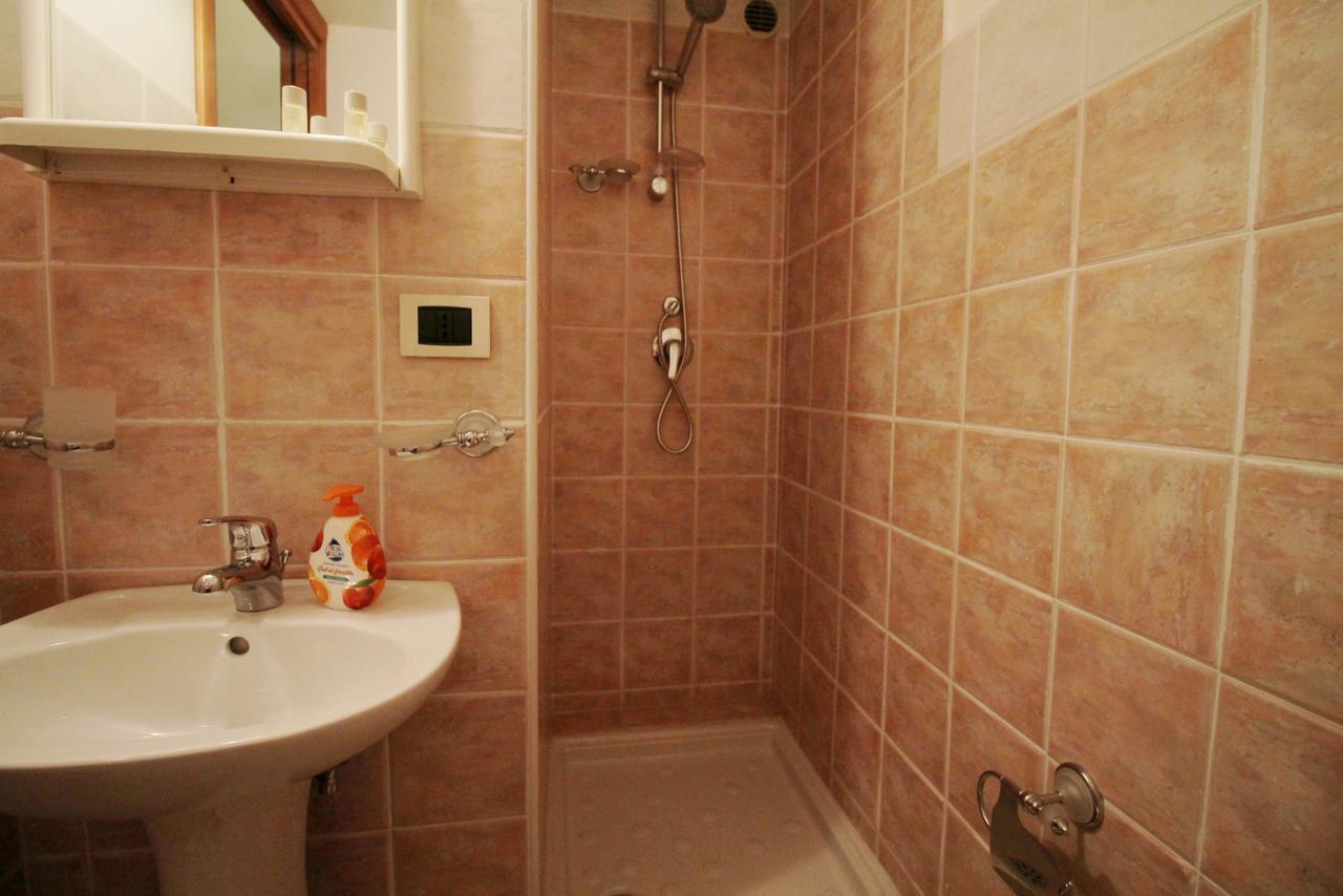 Monteverde Bright Apartment With Garage Рим Экстерьер фото