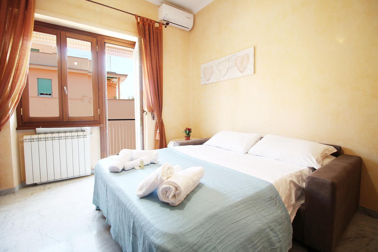 Monteverde Bright Apartment With Garage Рим Экстерьер фото